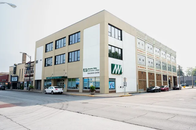 Moraine Valley Community College at Blue Island