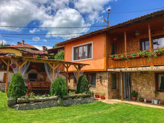 Златкова къща