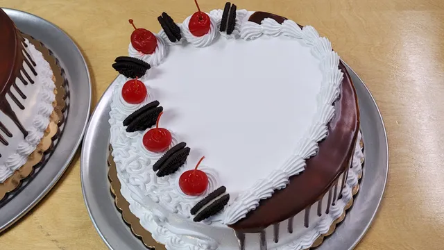 Tienda y Pastelería La Fe