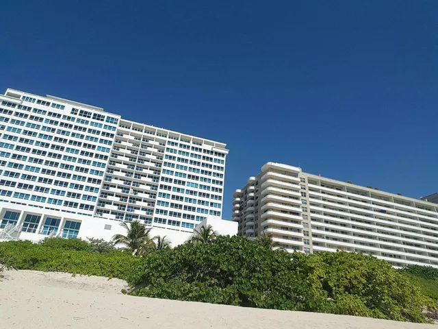 Costa Galana Miami