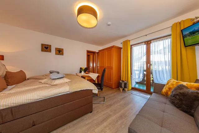 Ferienwohnung Huber & Gästehaus Huber