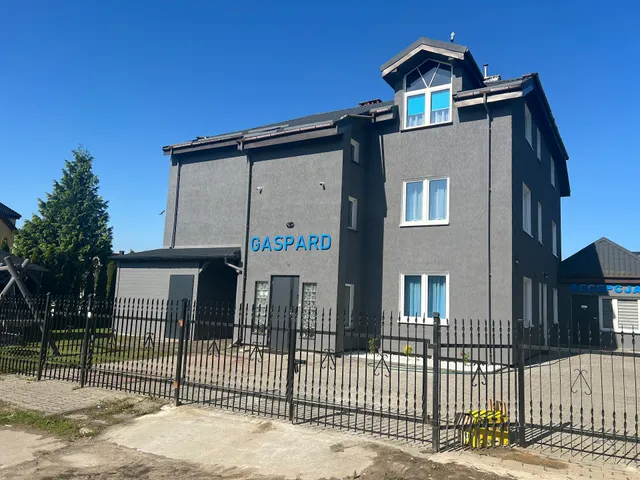 Gaspard Pokoje nad Morzem, Sarbinowo