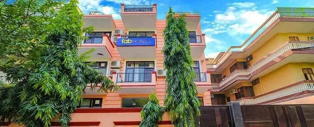 Roomshala 115 Satguru Residency