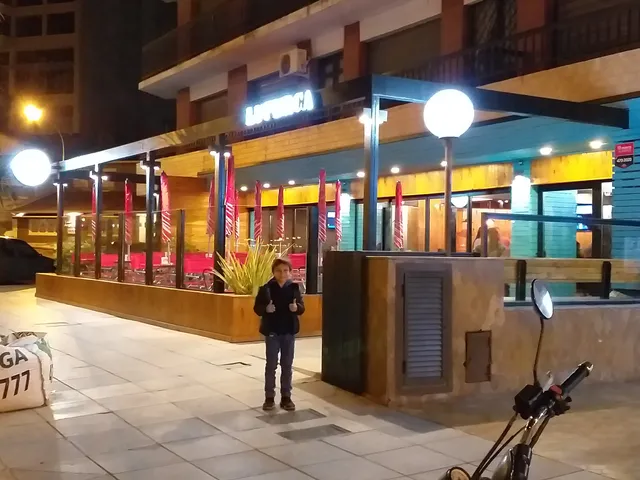 Luperca Coffee & Burger