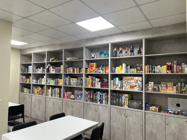 尋夢桌遊(桌遊遊玩、寶可夢卡牌、場地租借)