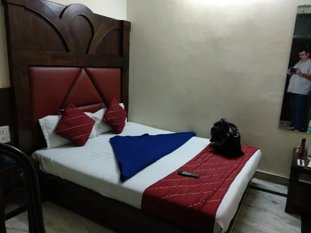 Krishna Deluxe House Inn