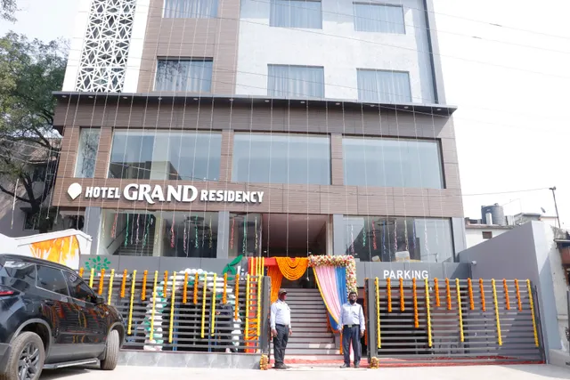 Hotel Grand Residency