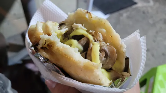 Deli Arepa