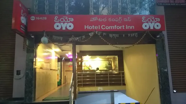 HOTEL COMFORT INN