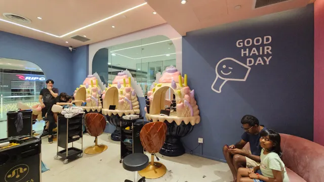 Bonbon Blowout Bar+ (Marina Square)