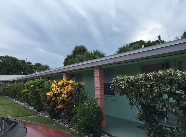 Floridana Beach Motel