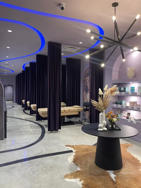 Base Fashion + Facial Bar