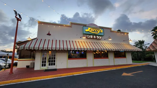 Larry's – Grill & Bar