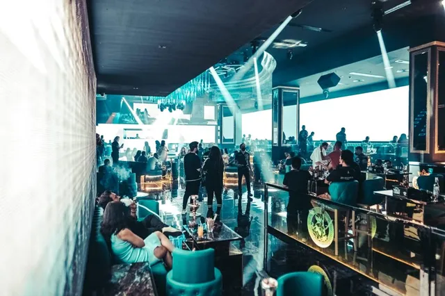 Les Etoiles Night Club اتوال كلوب