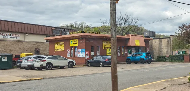 Penn Tobacco Outlet (convenient store)