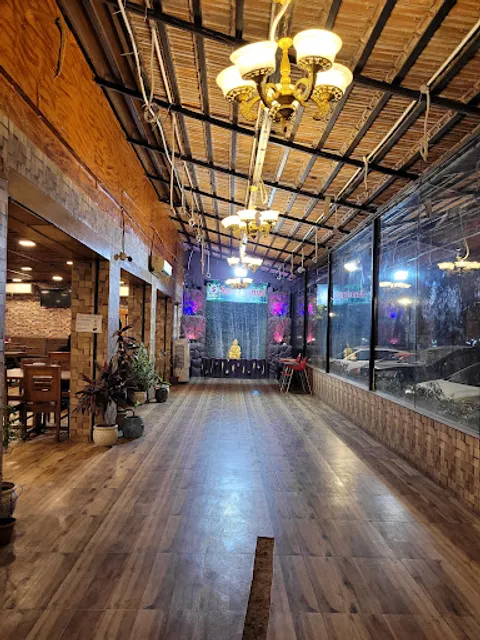 Sandarshini, Pure Veg