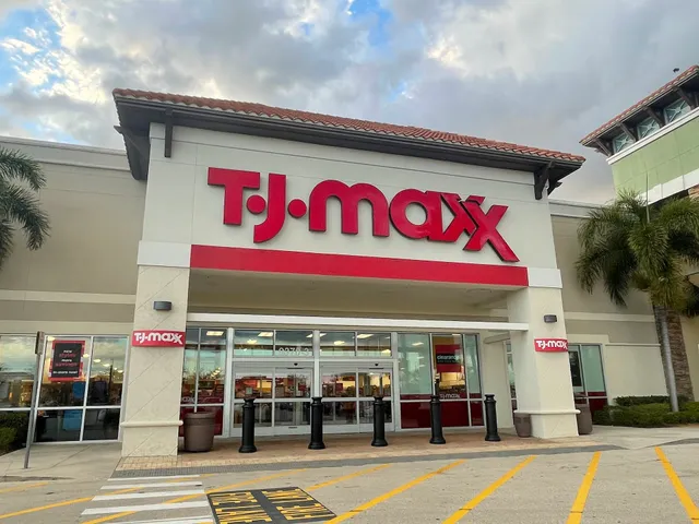 Cypress Woods Shopping Center