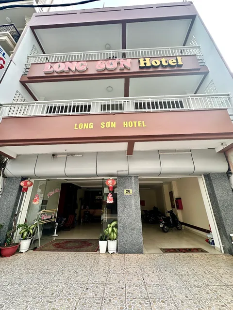Hotel Long Sơn