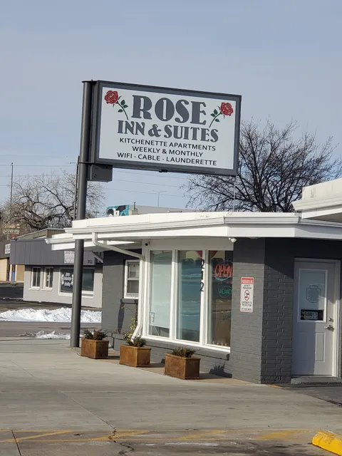 Rose Inn & Suites
