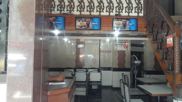 Shree Saraswati Sai Bhuvan Hotel