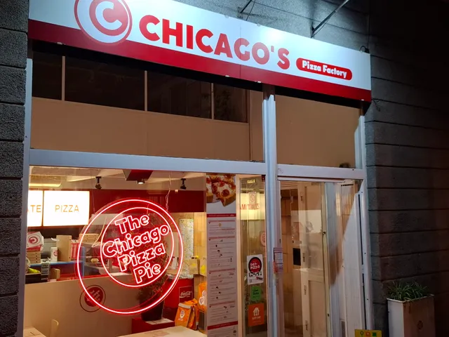 CHICAGO'S PIZZA FACTORY