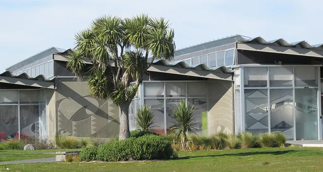Aranui Library