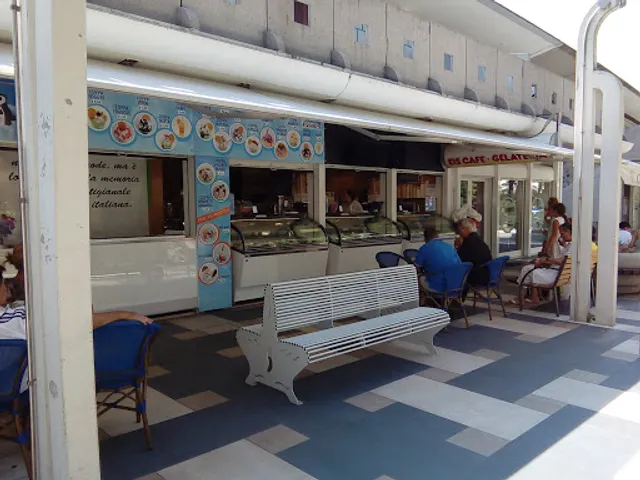 Brunzin Cremerie Cafe