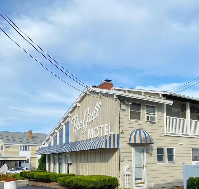 Gull Oceanside Inn & Motel