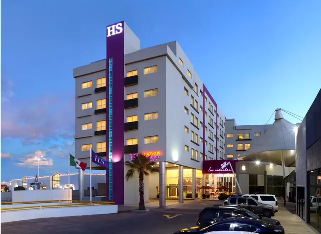 HS HOTSSON SMART León Centro Max