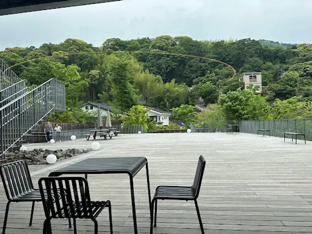 湯河原惣湯 玄関テラス