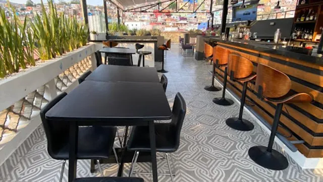 La Notaría Cocktail Bar (La Pinakoteca)