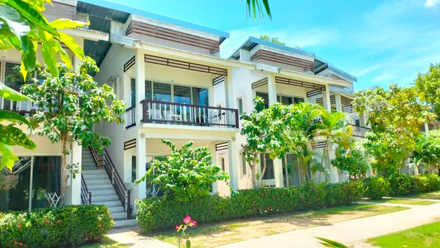 Amity Resort & beach Cafe'