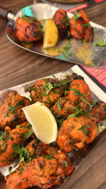 Apna Punjab pizza kebap