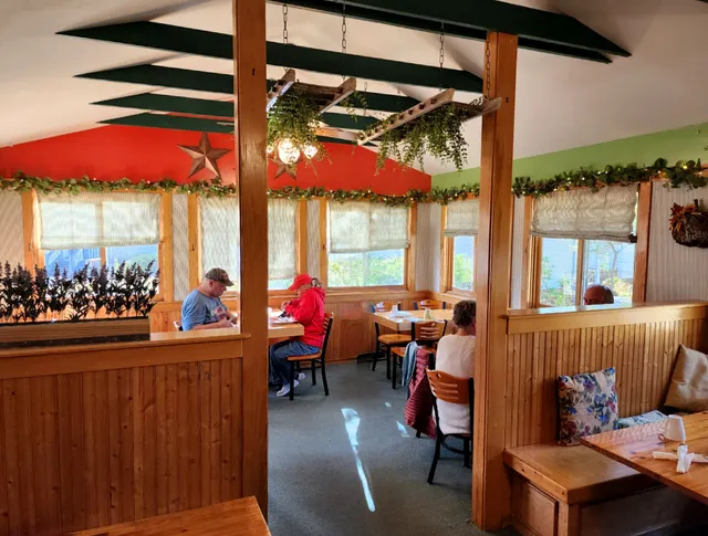 Chickadee Cottage Cafe