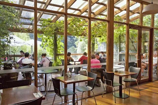 Riverview Cafe & Wine Bar