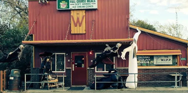 The Wolfe Island Pub & Pizzeria