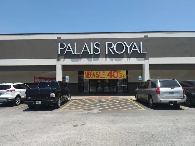 Woodforest Shopping Center