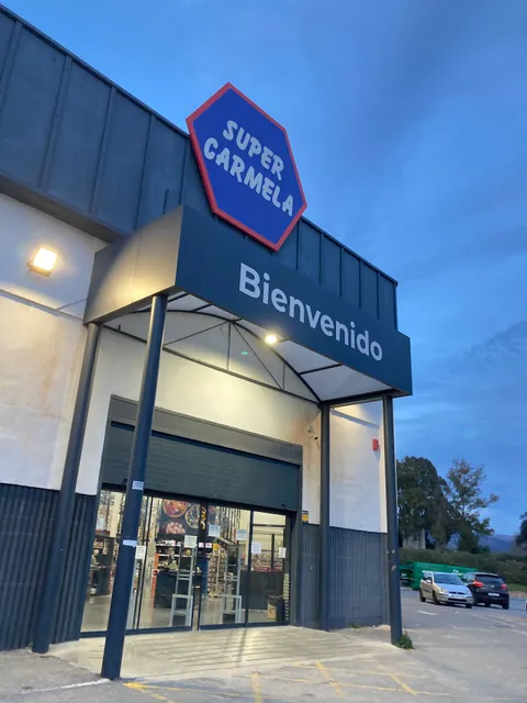Super Carmela