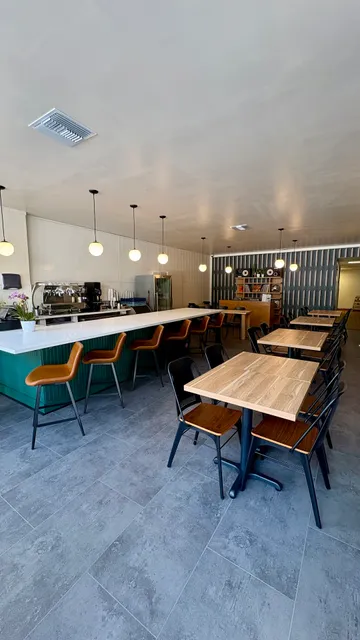 Full Circle Kitchen and Sound