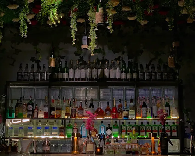 Déjà Vu - Cocktail Bar