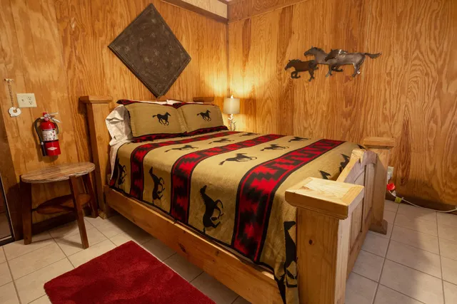 Bandera Bunkhouse on Main