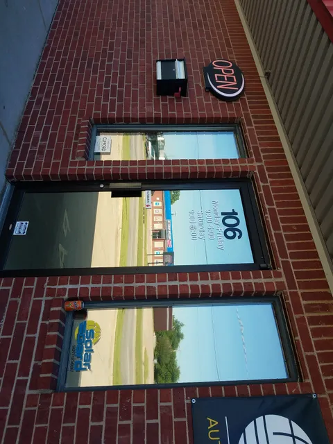 Mobile Phonix Tint and Tunes