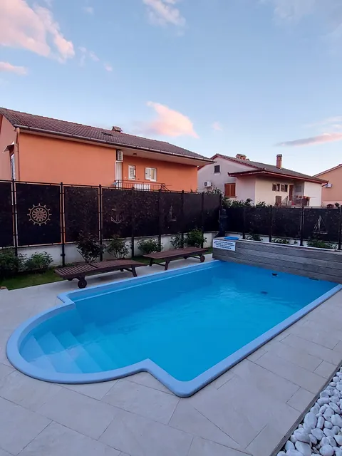 Apartments Butinar Pri Kapitanu