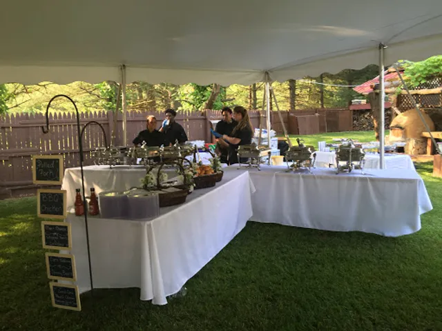 Henri's Hotts Barbeque