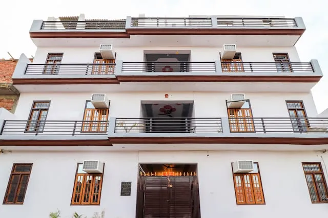 Super OYO Hotel Aryan Galaxy