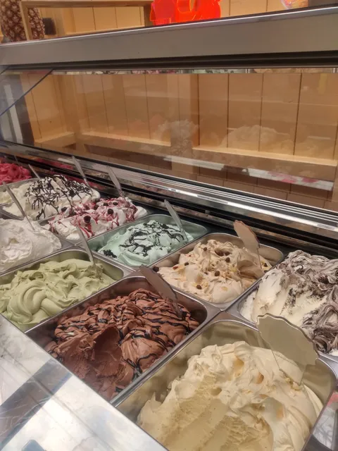 Eis & Kaffeestube Hesperidengarten