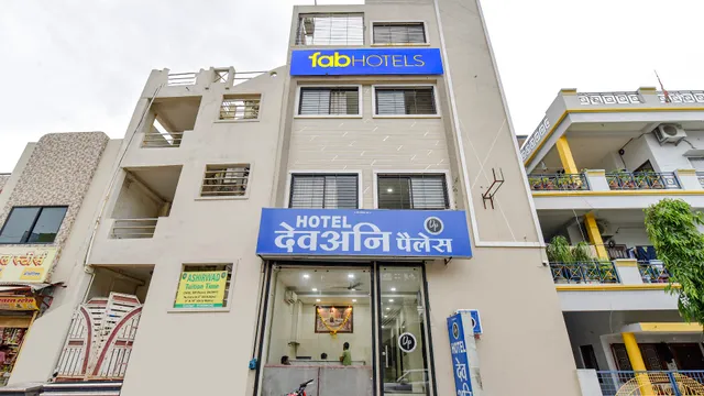FabExpress Devani Palace