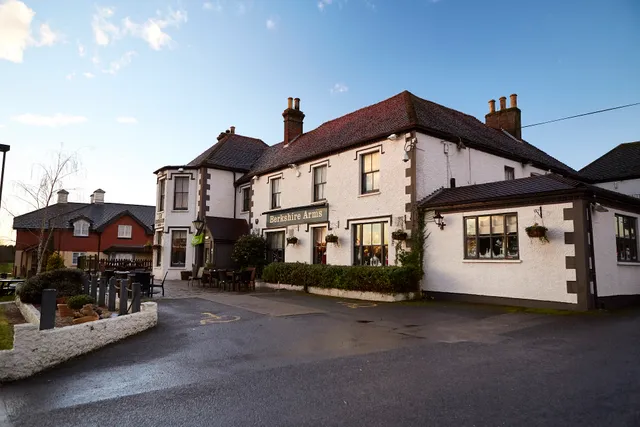 Berkshire Arms Hotel