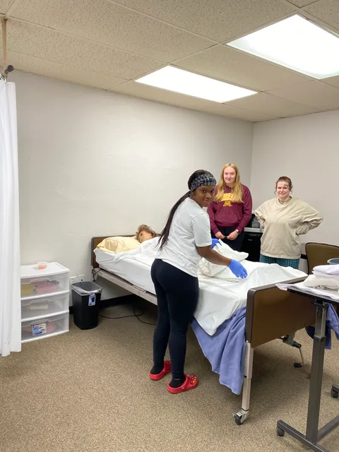 Elite Quality Nurse Aide Training ( CNA )