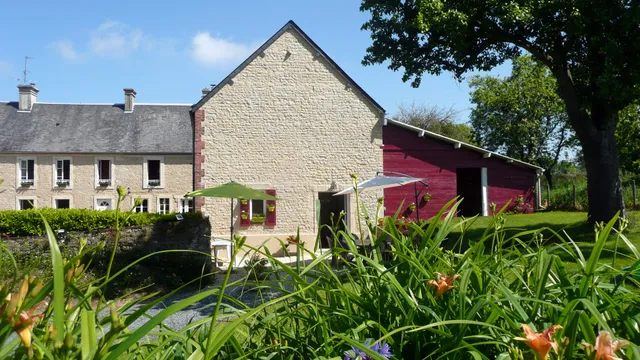 Domaine de la Cour VAUTIER : Gîte et chambres d'hôtes (Omaha Beach, Bayeux, Plages du débarquement)
